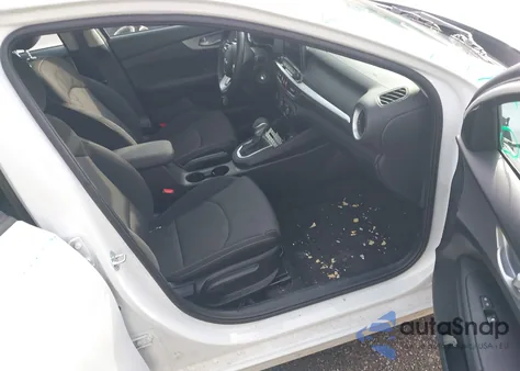 2024 Kia Forte Lxs из США, поврежденный, VIN 3KPF24AD6RE837739